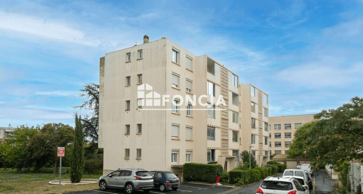 Appartement à BEZIERS