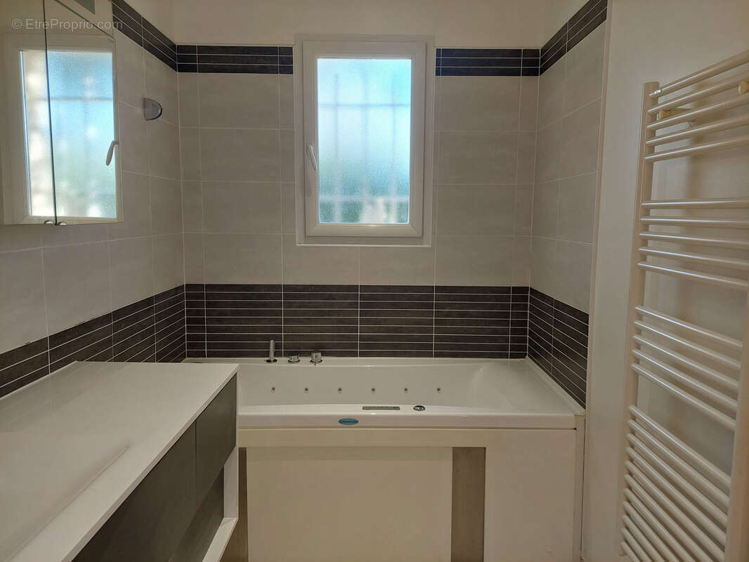 Maison à VILLENEUVE-LES-MAGUELONE