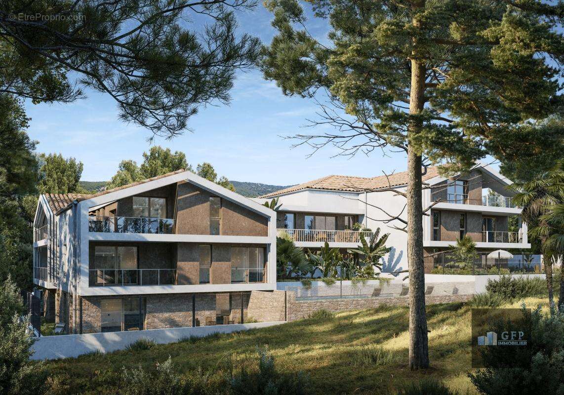 Appartement à BORMES-LES-MIMOSAS