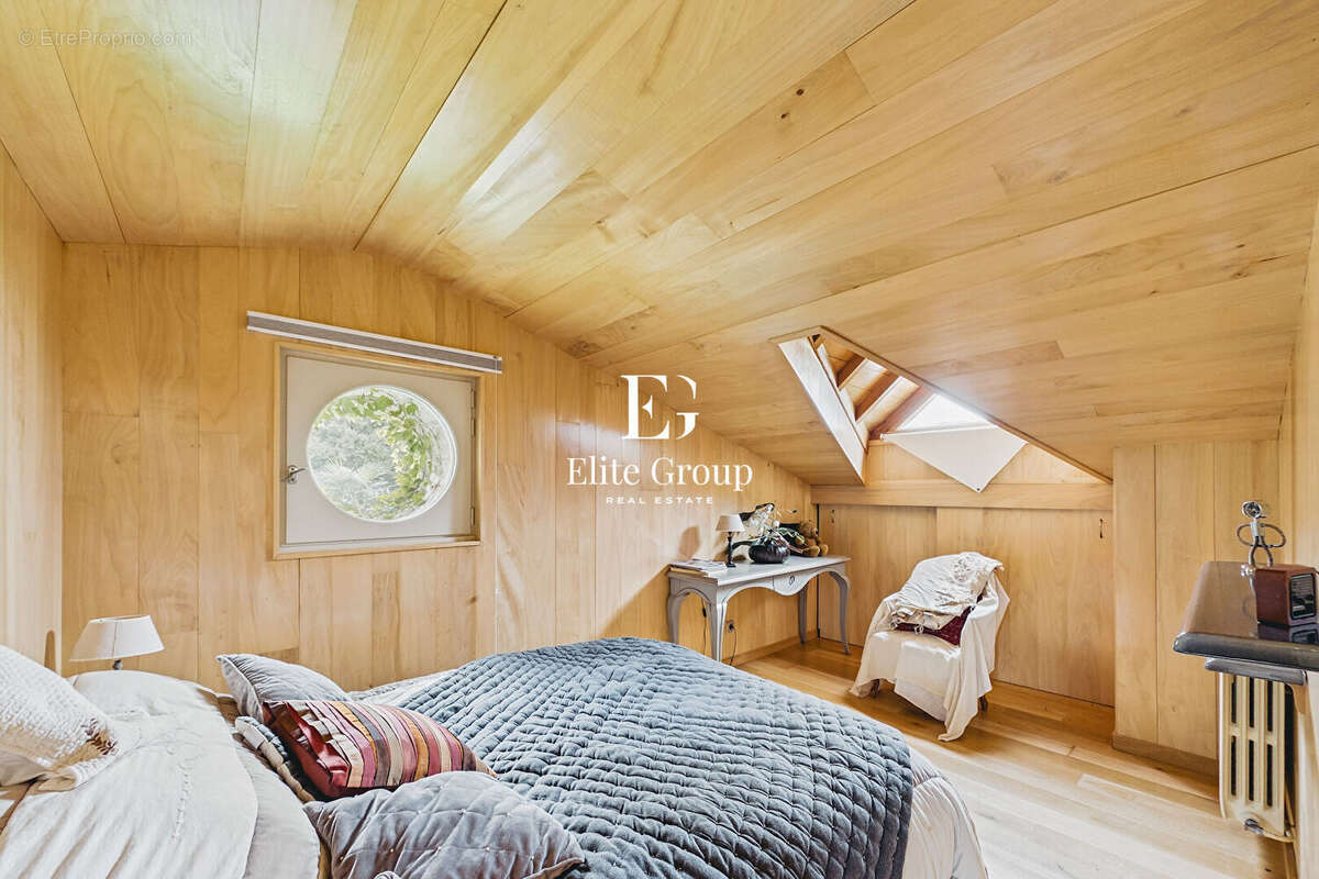 À vendre demeure de charme - 415 m² au coeur d'un parc arboré de 2,6 hectares - photo 15