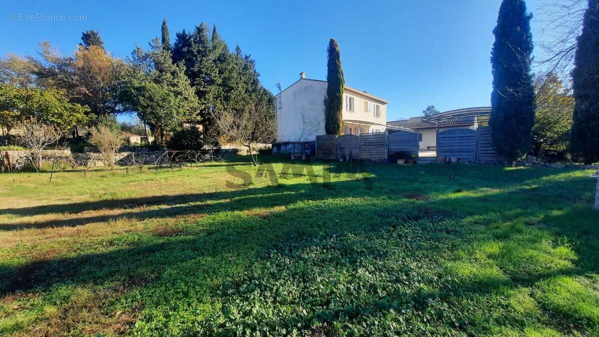 Maison à POMPIGNAN