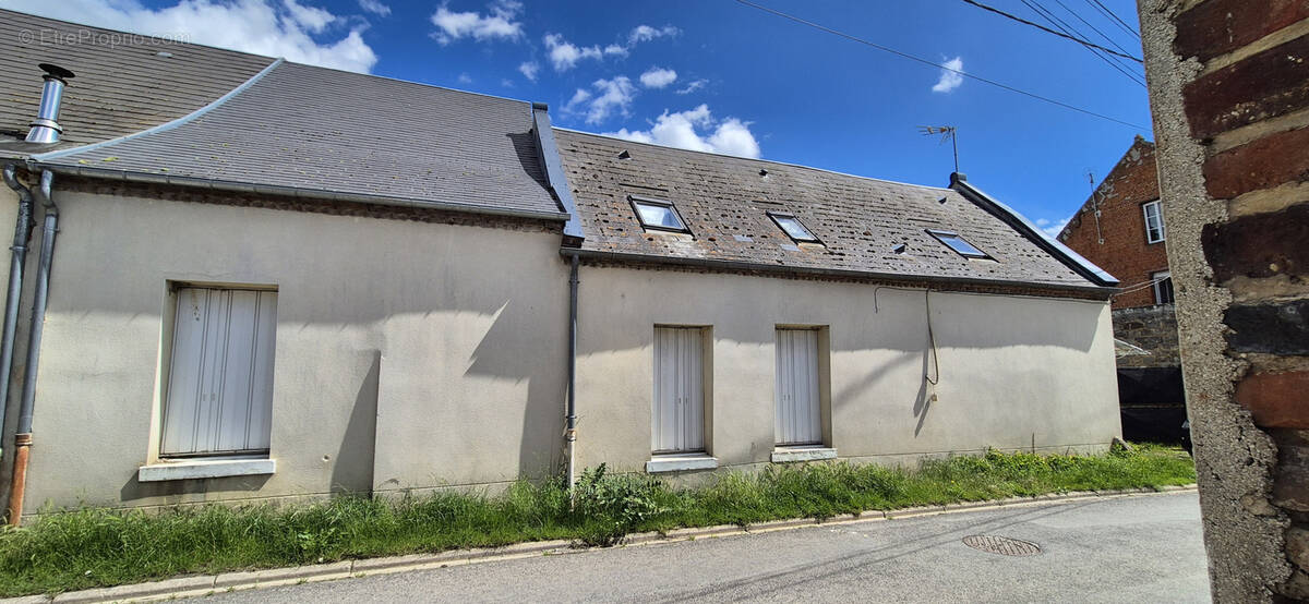 Maison à CHERY-LES-POUILLY