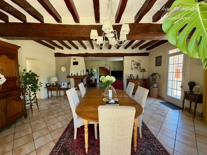 Maison de caractère 230 m2 avec 7 hectares de prairie – Vie de plain-pied – Secteur Oizé - photo 8