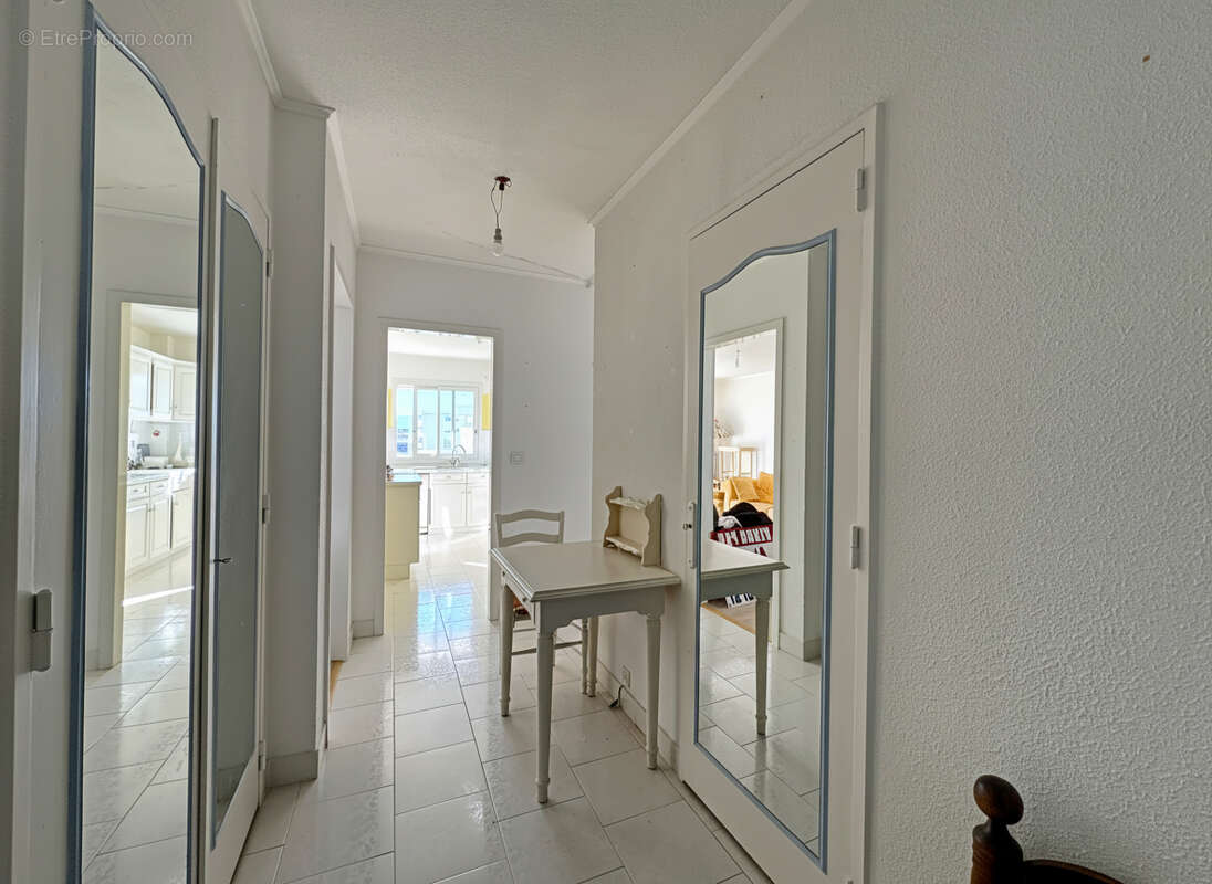 Appartement à FREJUS