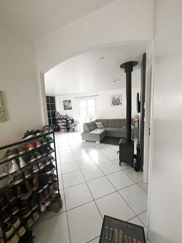 Maison à SAINT-FELIX-DE-RIEUTORD