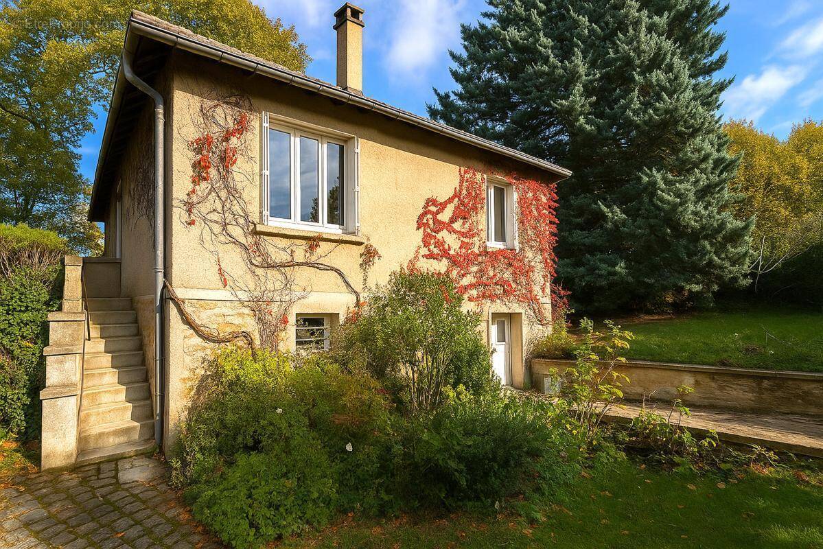 Maison à DAMMARIE-LES-LYS