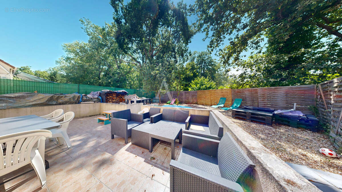 Maison Les Mureaux 127m² - 4 chambres - photo 2