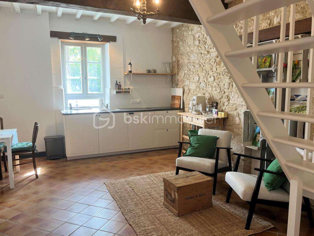 Propriété avec gîtes, piscine, dépendances et pigeonnier historique dans le Gers - photo 10