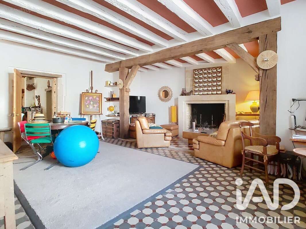 Maison 180 m² à Ambillou  - photo 4