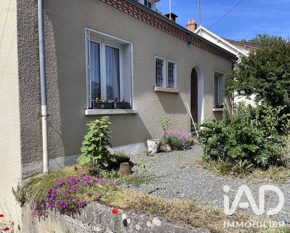 Photo 1 - Maison à THIVIERS