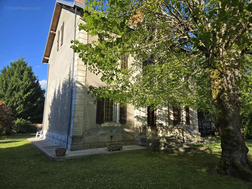 Maison à SAINT-PAUL-DE-JARRAT