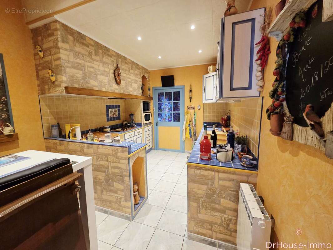 Maison à CRUZY