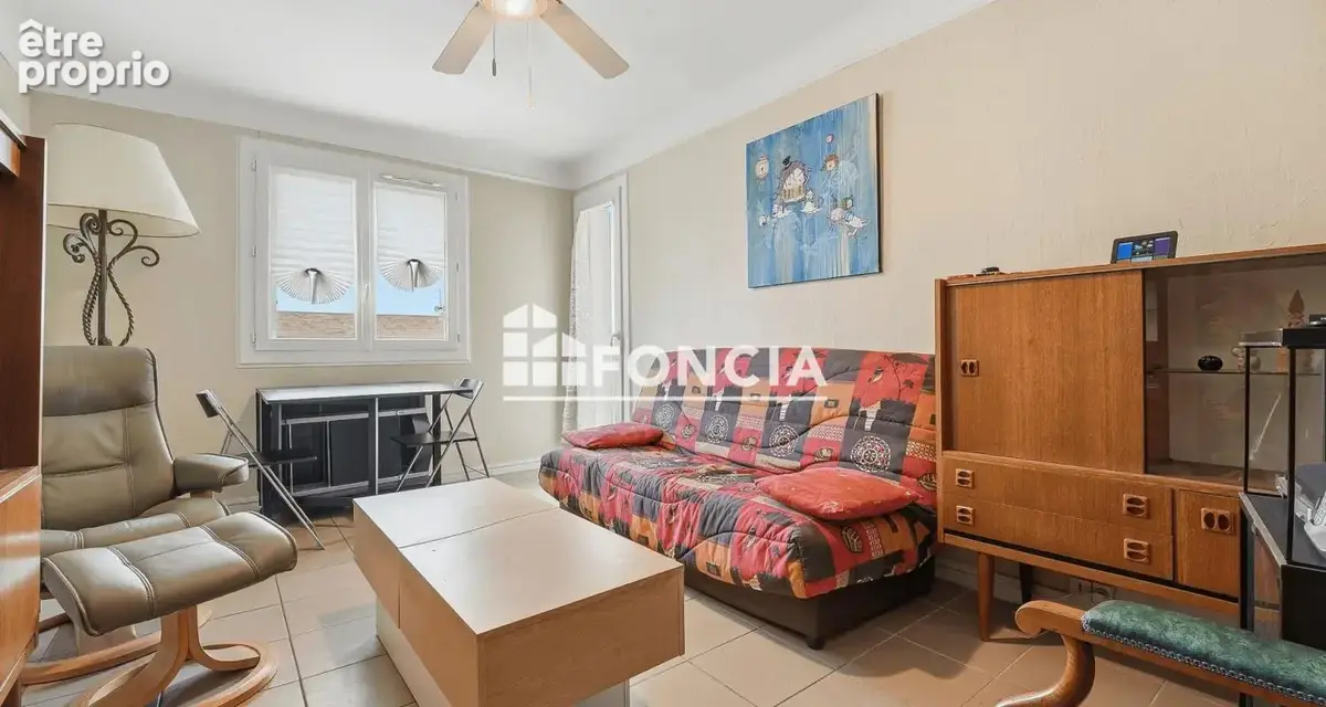 Nice Saint Augustin : F3 de 55m2 avec loggia et cave et parking collectif - photo 9