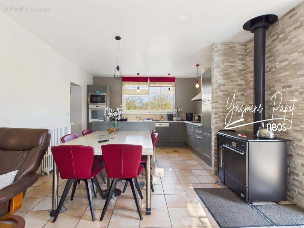 Maison à SAINT-MARTIN-DE-SAINT-MAIXENT