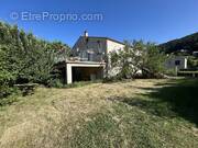 Maison à L&#039;ESTRECHURE