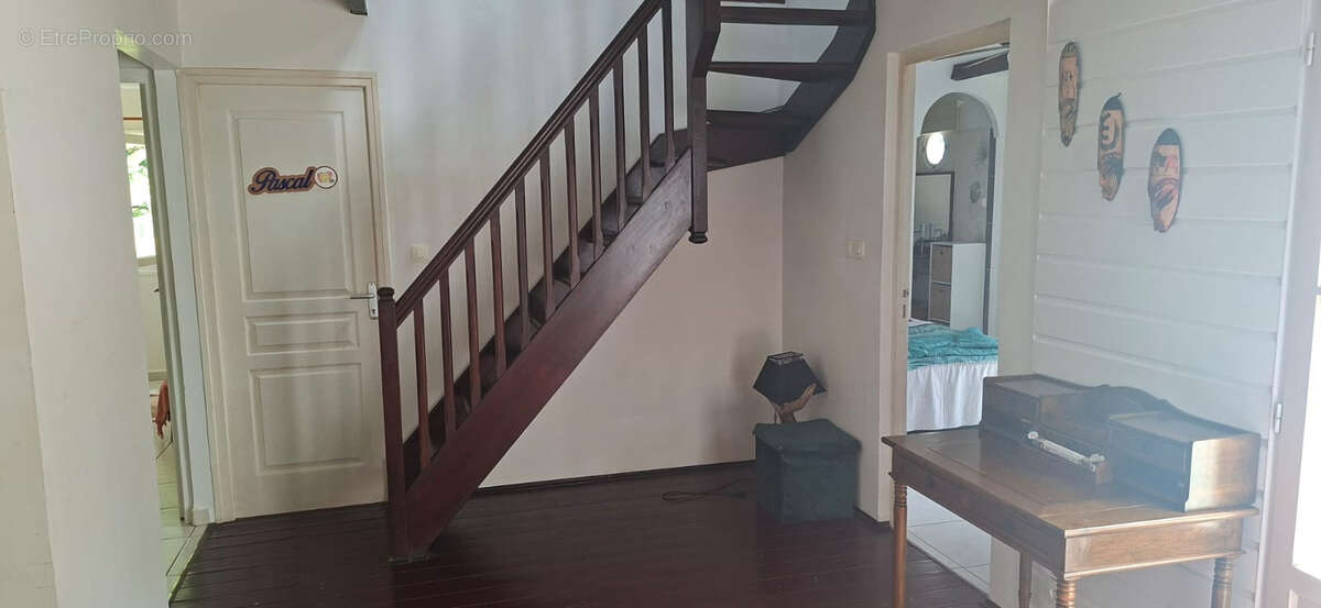 Maison à PETIT-BOURG