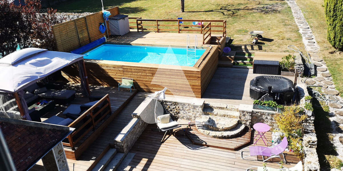 Maison T14 (342 m²) 10 chambres à vendre à LA FERTE SOUS JOUARRE - photo 17