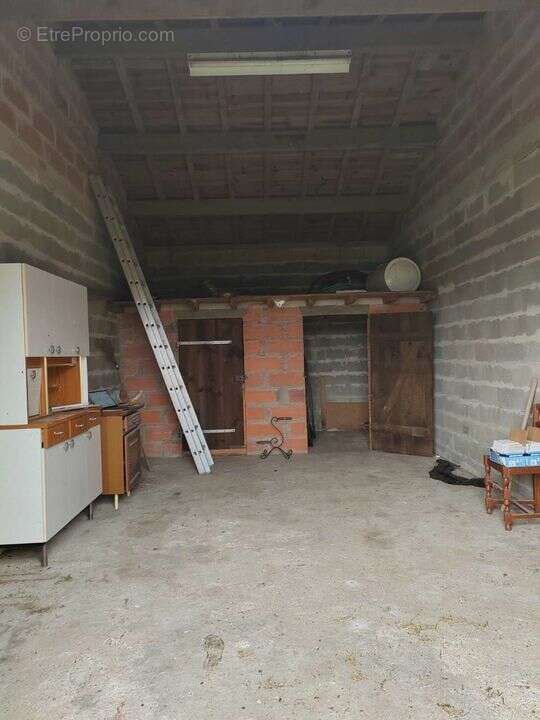 Garage de 90m² à vendre- Saint Sauveur- terrain 598m²- - Autre à SAINT-SAUVEUR