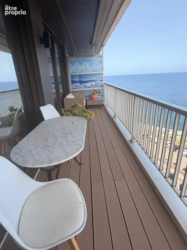 Rare ; dernier etage pleine vue mer avec garage à Bastia port de Toga - photo 3
