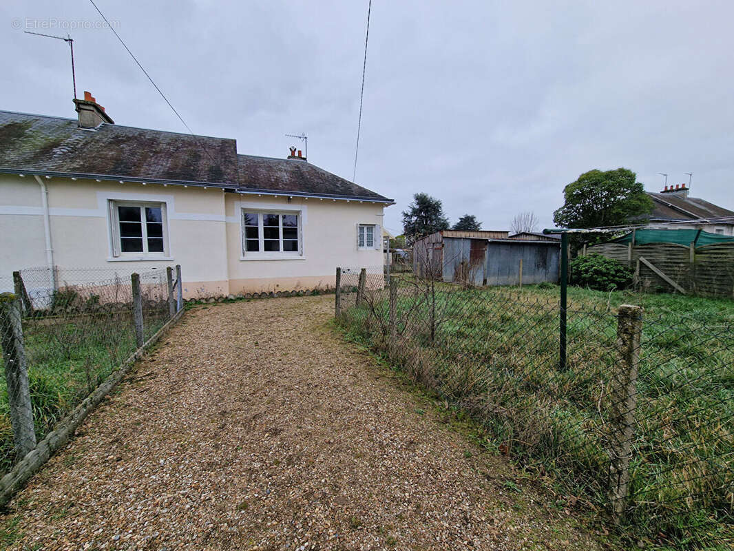Maison à CHATELLERAULT