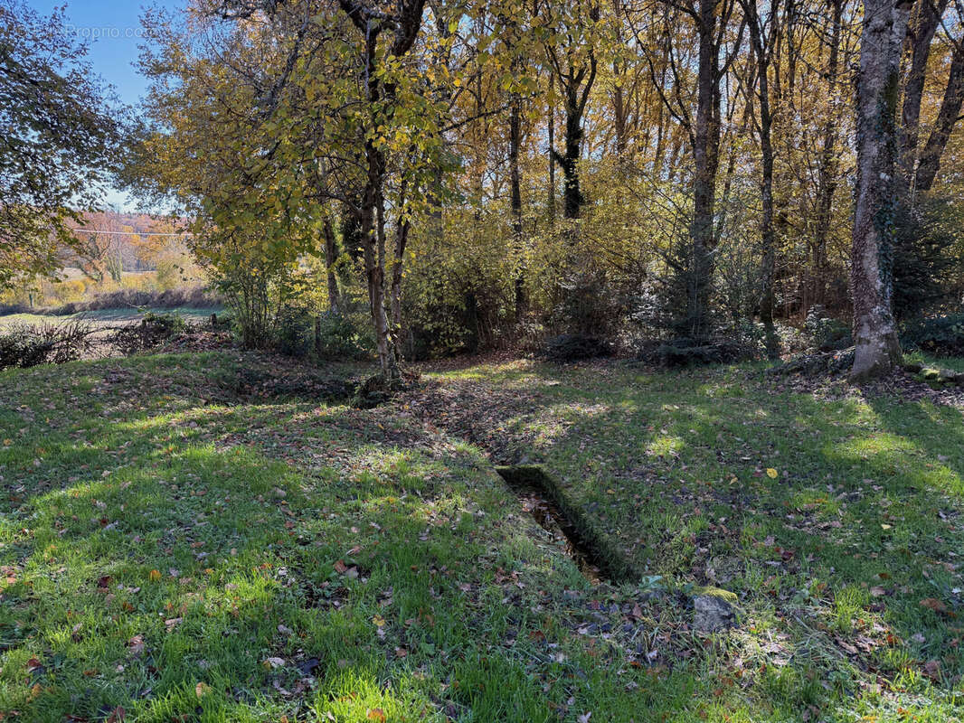 Maison à GOUTTIERES