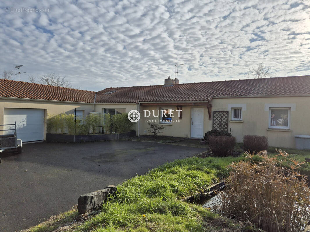 Maison à LE FUILET