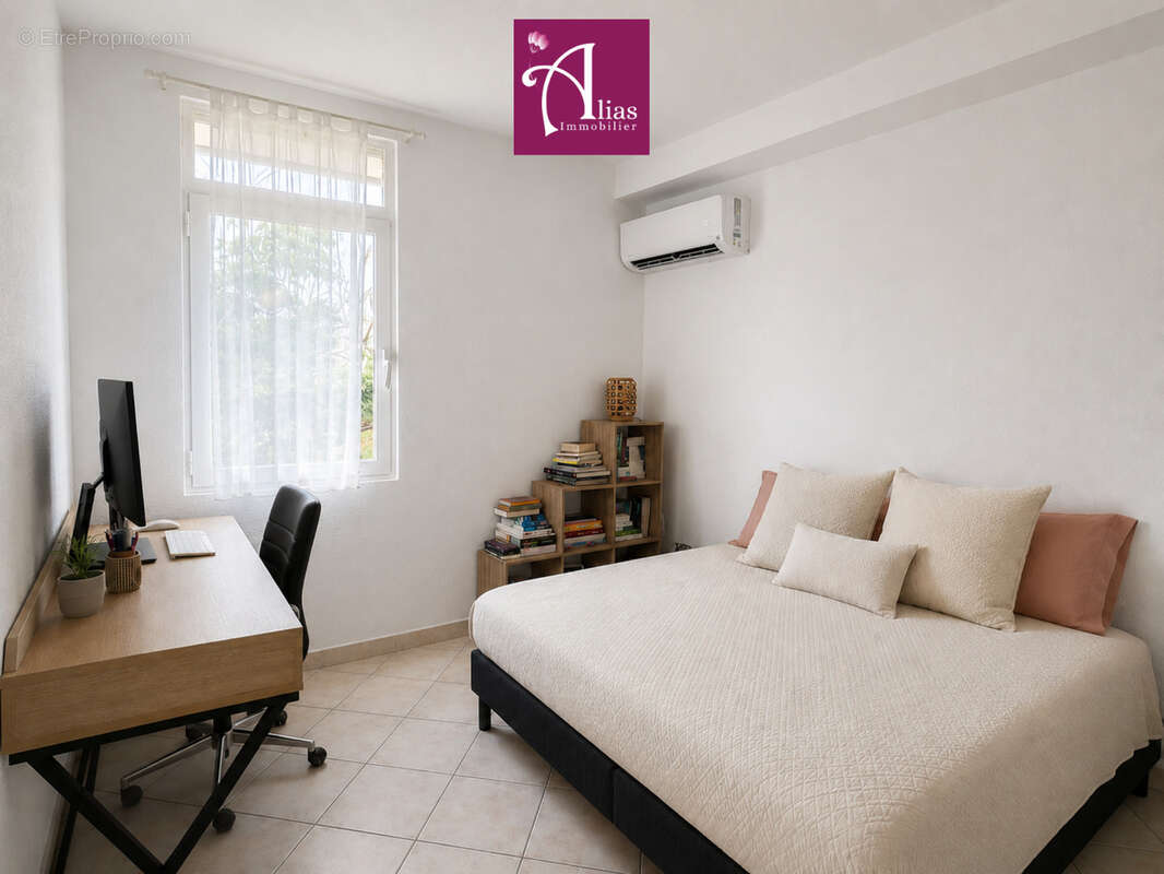 Appartement à BAIE-MAHAULT