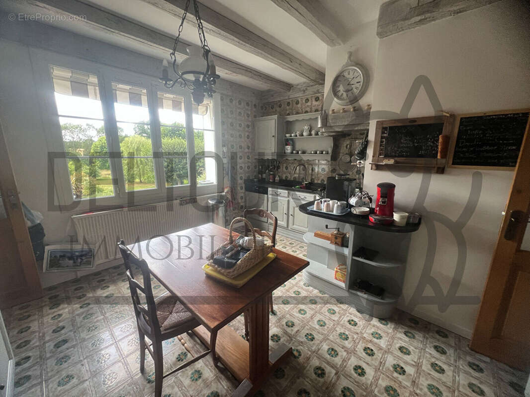 Maison La Ferte Gaucher 7 pièce(s) 224 m2 - photo 10