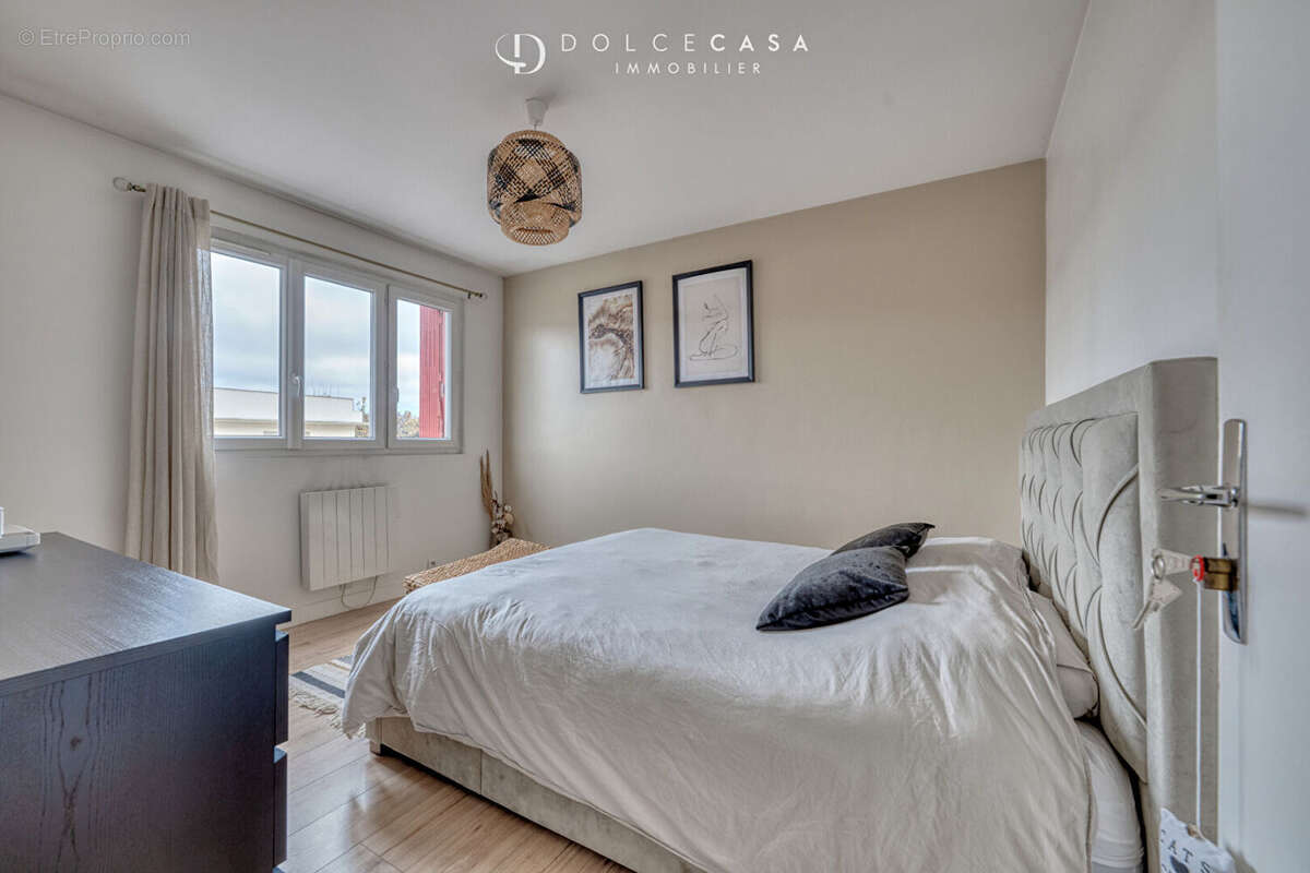 Appartement à PONTAULT-COMBAULT