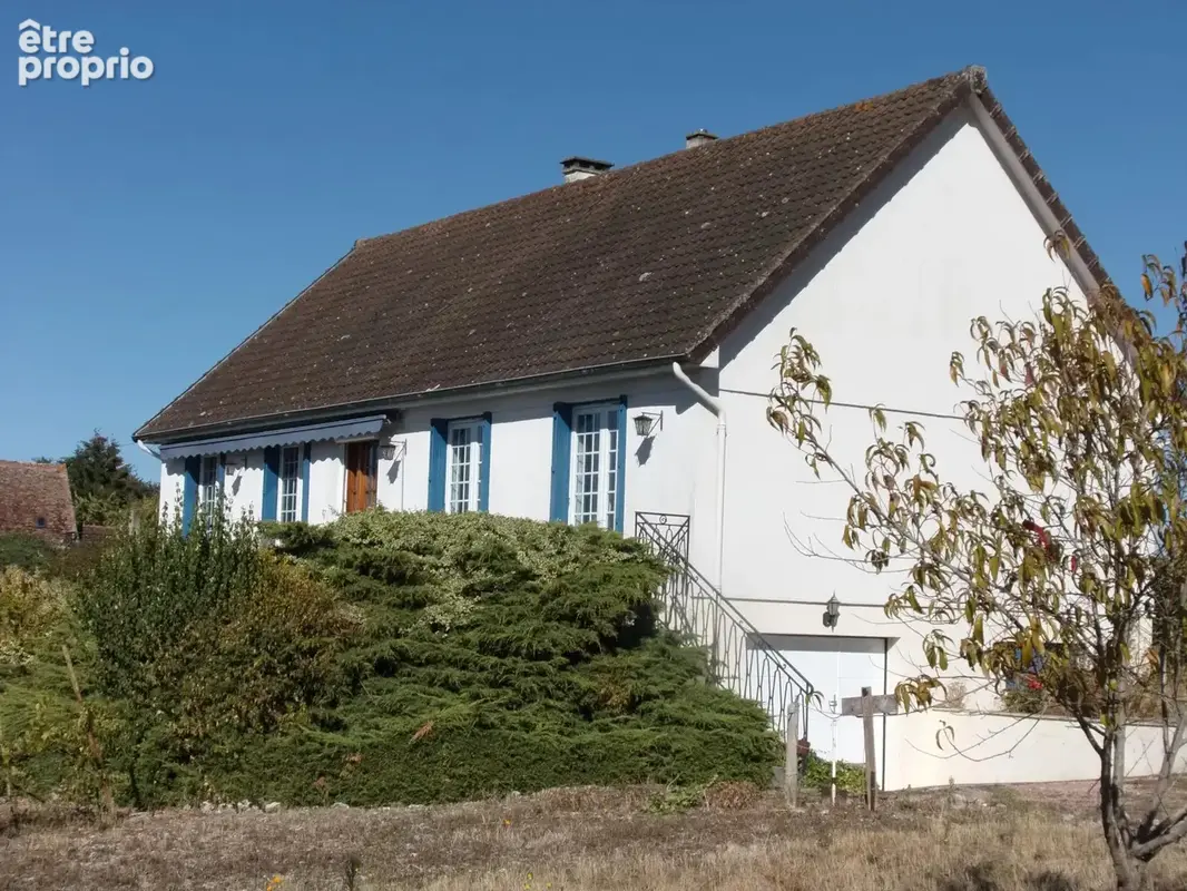 Maison à BESSON