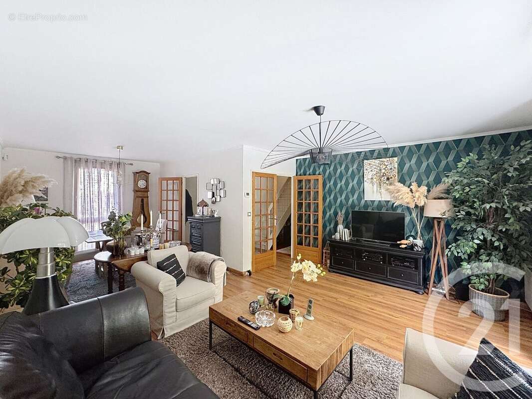 Photo 4 - Maison à THIAIS