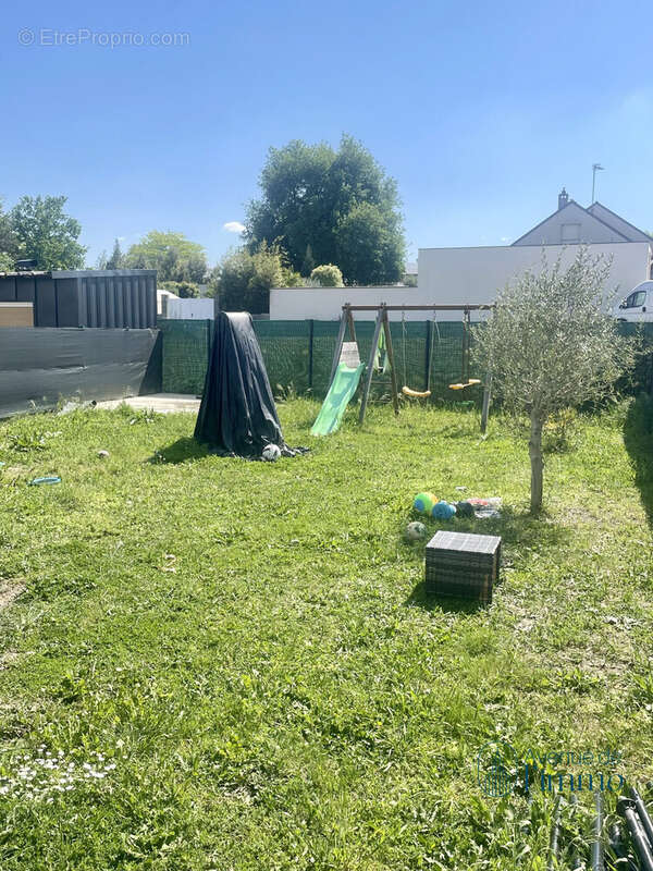 Maison à LES PONTS-DE-CE