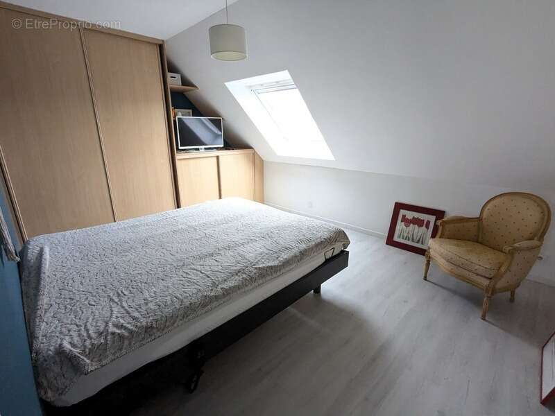 Maison à NEUVILLE-EN-FERRAIN