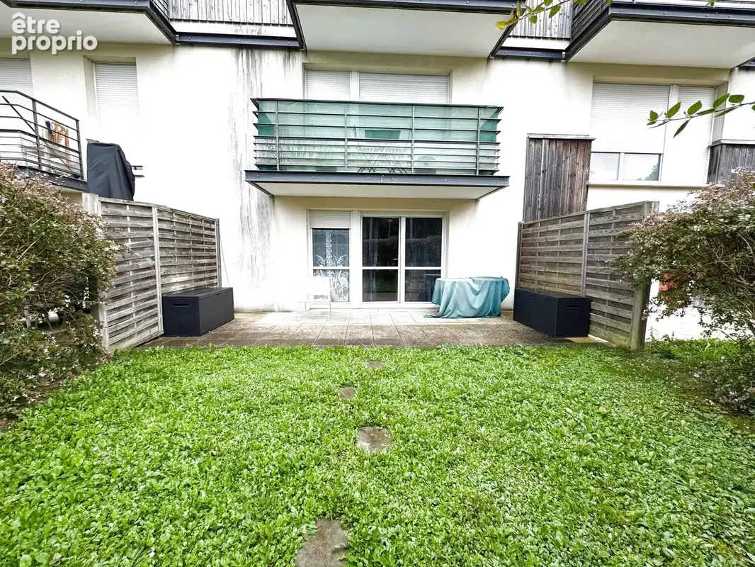 appartement de 2 pièces avec jardin et  parking sécurisé. - photo 2