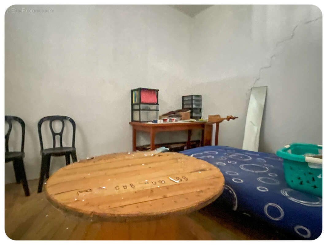 Autre à COULOUNIEIX-CHAMIERS