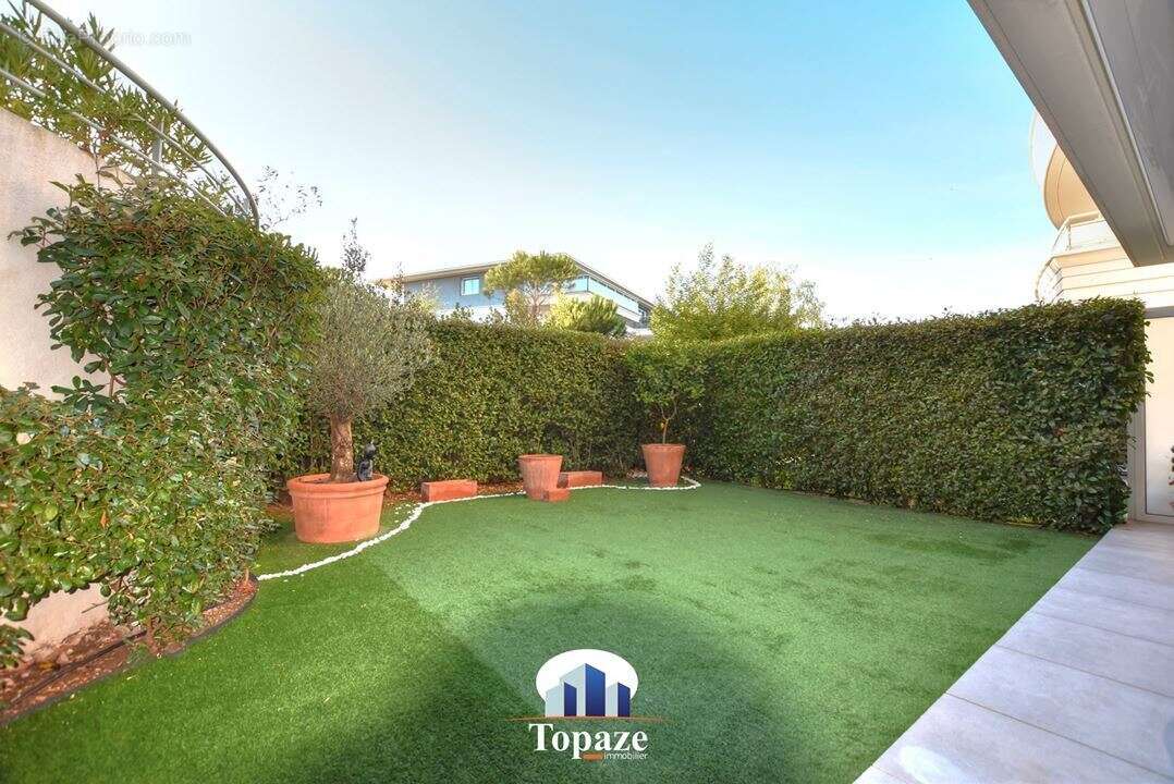 Appartement à PUGET-SUR-ARGENS