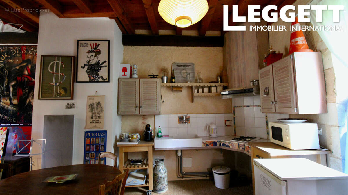 Maison à LE BUISSON-DE-CADOUIN