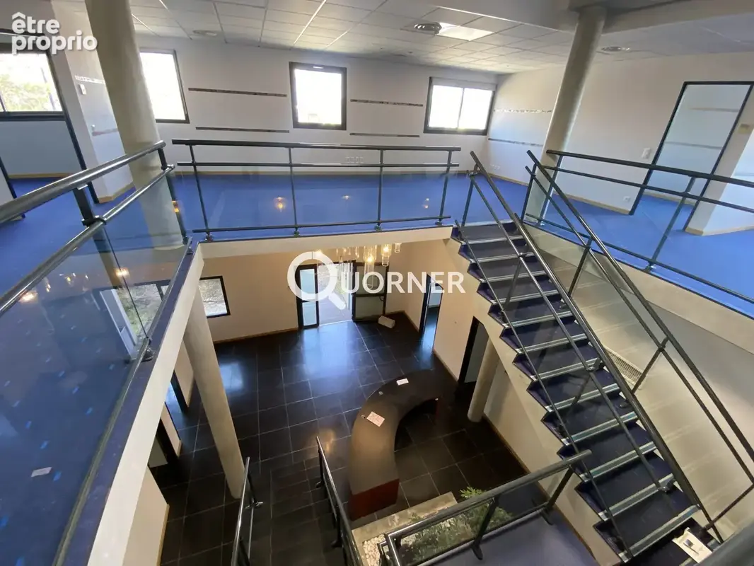 Commerce 407 m² à vendre à Frejus (83600) - photo 3