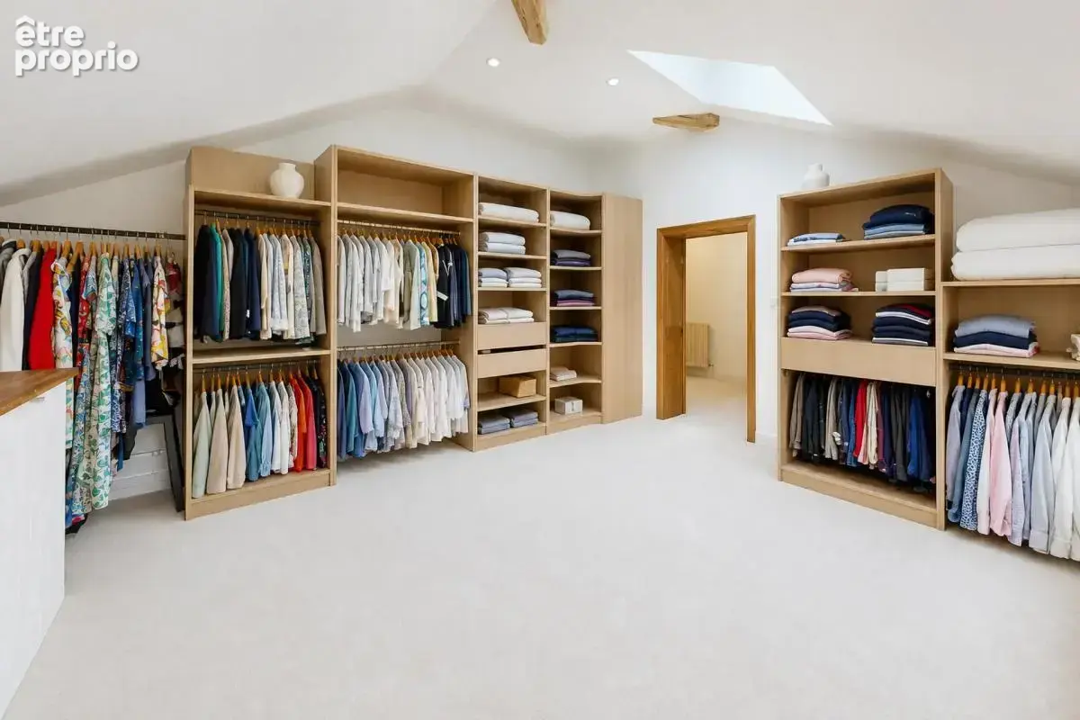 Maison de 9 pièces de 319 m² située à Bioule - photo 9