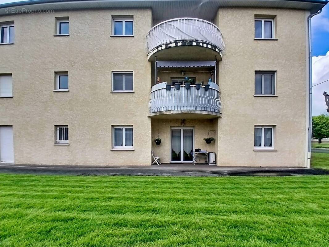 Appartement à CHARVIEU-CHAVAGNEUX