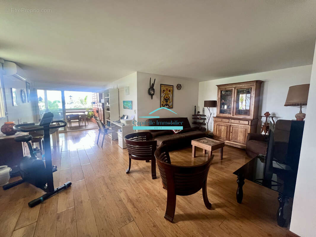 Appartement à LE GOSIER