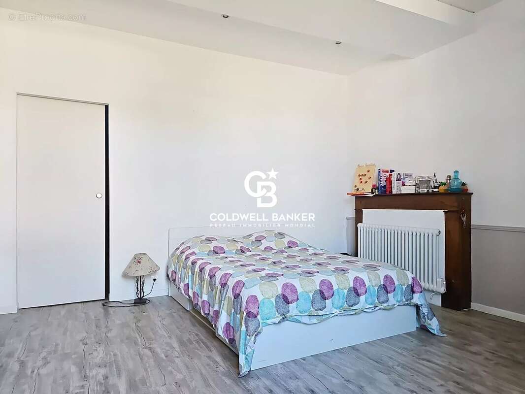 Maison à SAINT-JEAN-D&#039;ANGELY