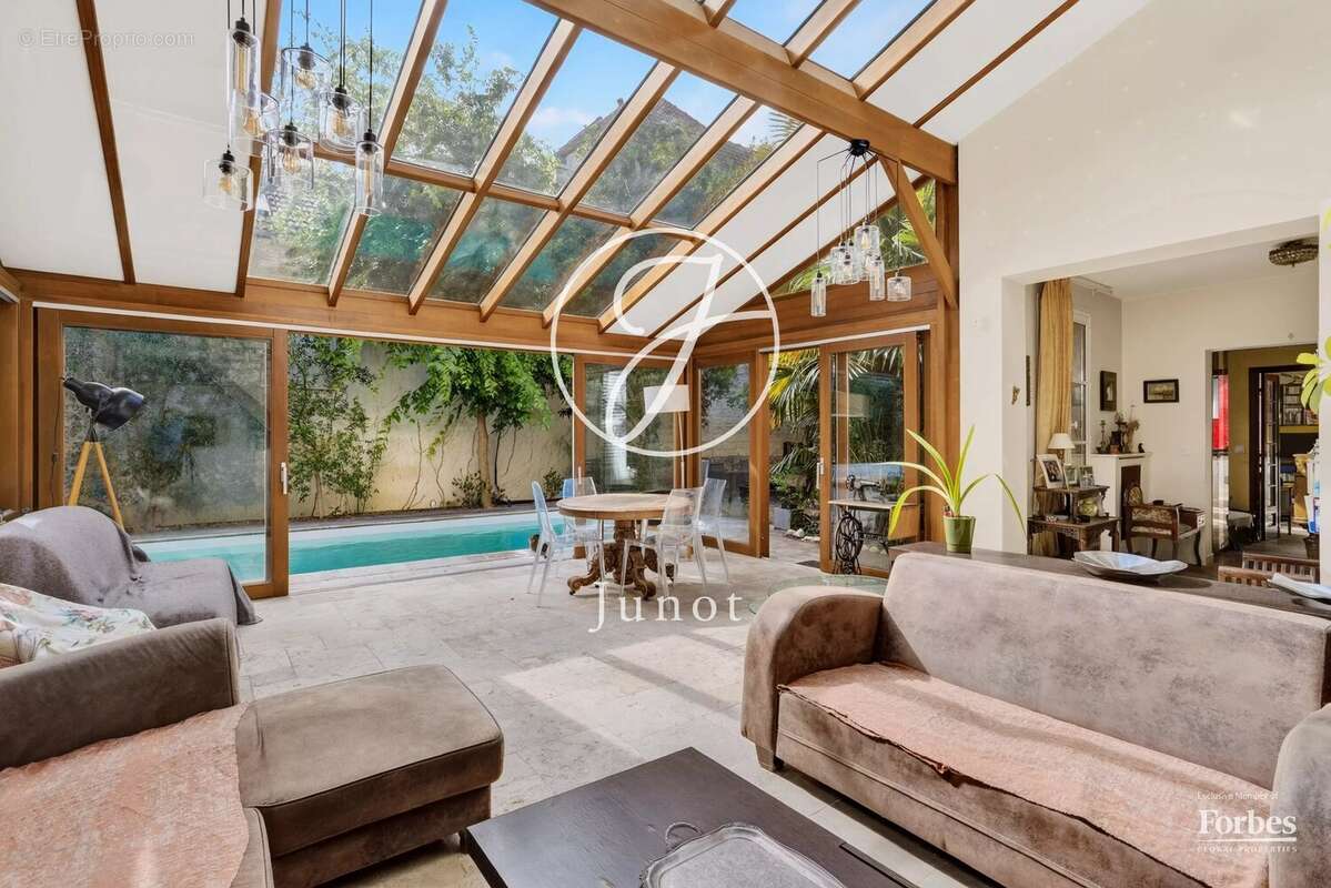 Maison à CROISSY-SUR-SEINE