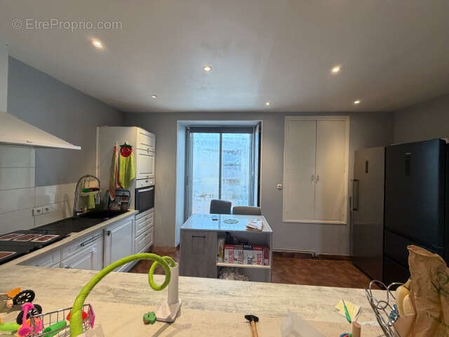 Murs et fonds de bar licence iv avec maison 4 chambres - photo 15