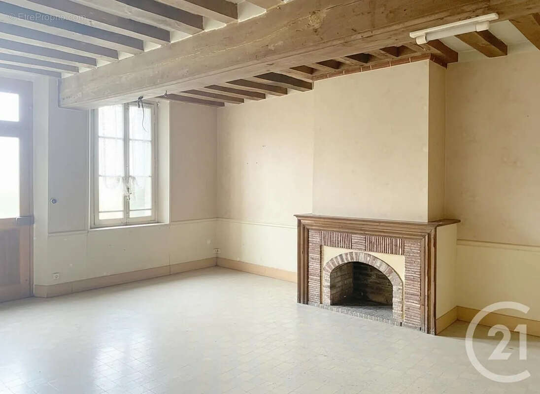 Maison à ERAGNY-SUR-EPTE