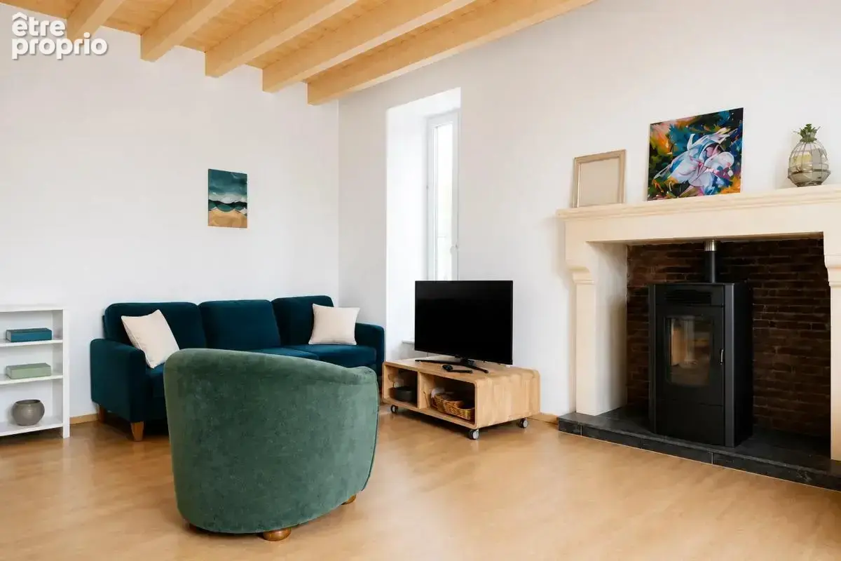 Maison de 5 pièces de 143 m² à La Caillère-Saint-Hilaire - photo 2