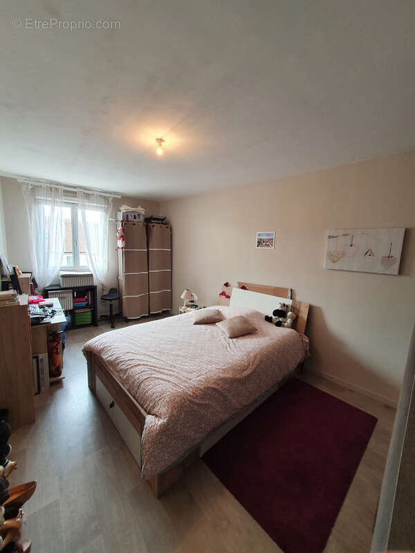 Appartement à AUNAY-SOUS-AUNEAU