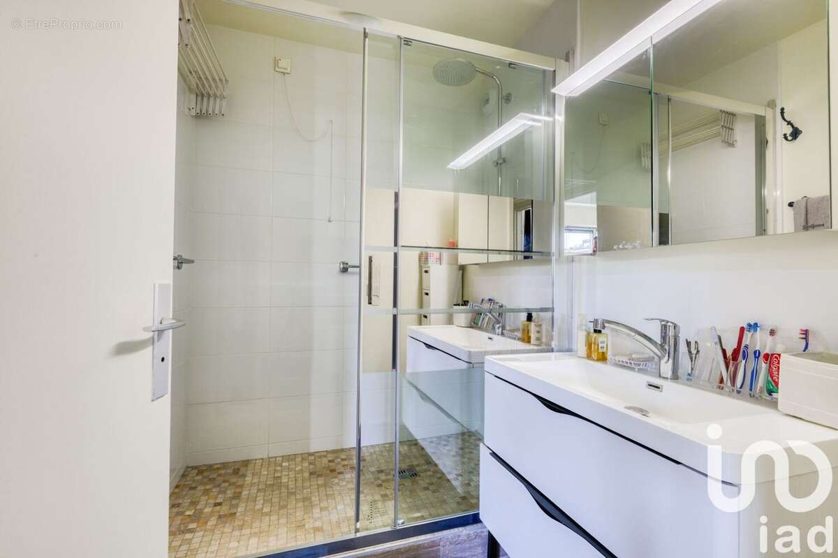 Photo 9 - Appartement à MONTROUGE