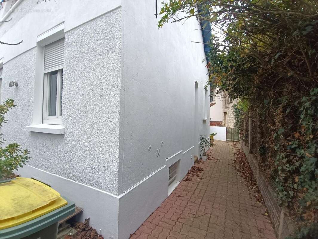 Photo 2 - Maison à CLAMART