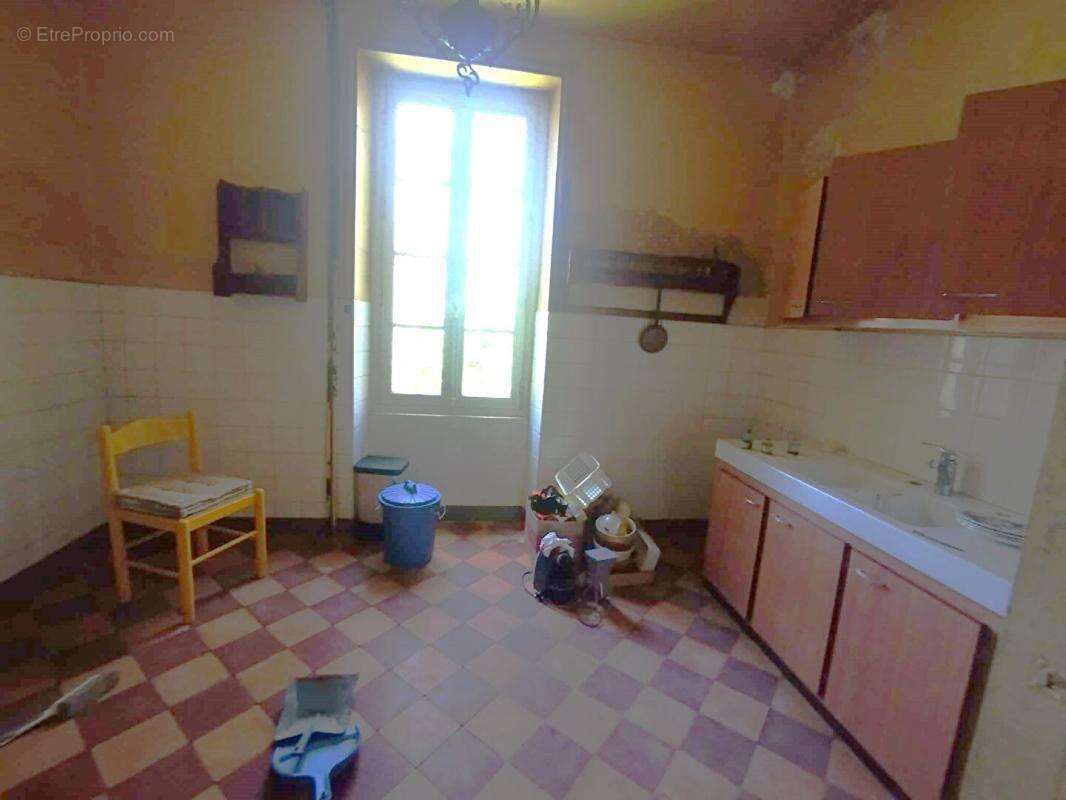 Maison de maître centre bourg avec terrains constructibles - photo 11